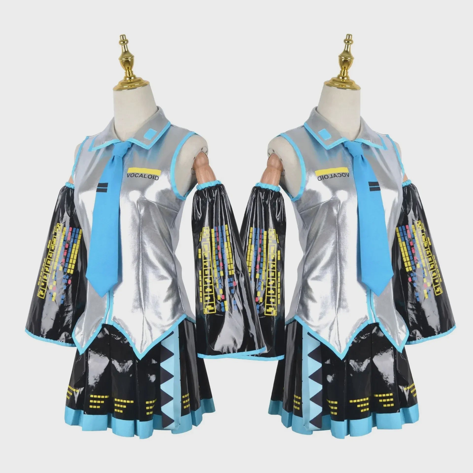 Compleet Miku Cosplay Kostuum: Zilverkleurig Leer & Zeemansjurk Uniform met Accessoires