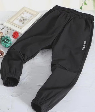 Kinder Sportbroek Jongens - Sneldrogend & Comfortabel voor Zomer & Buitenspelen