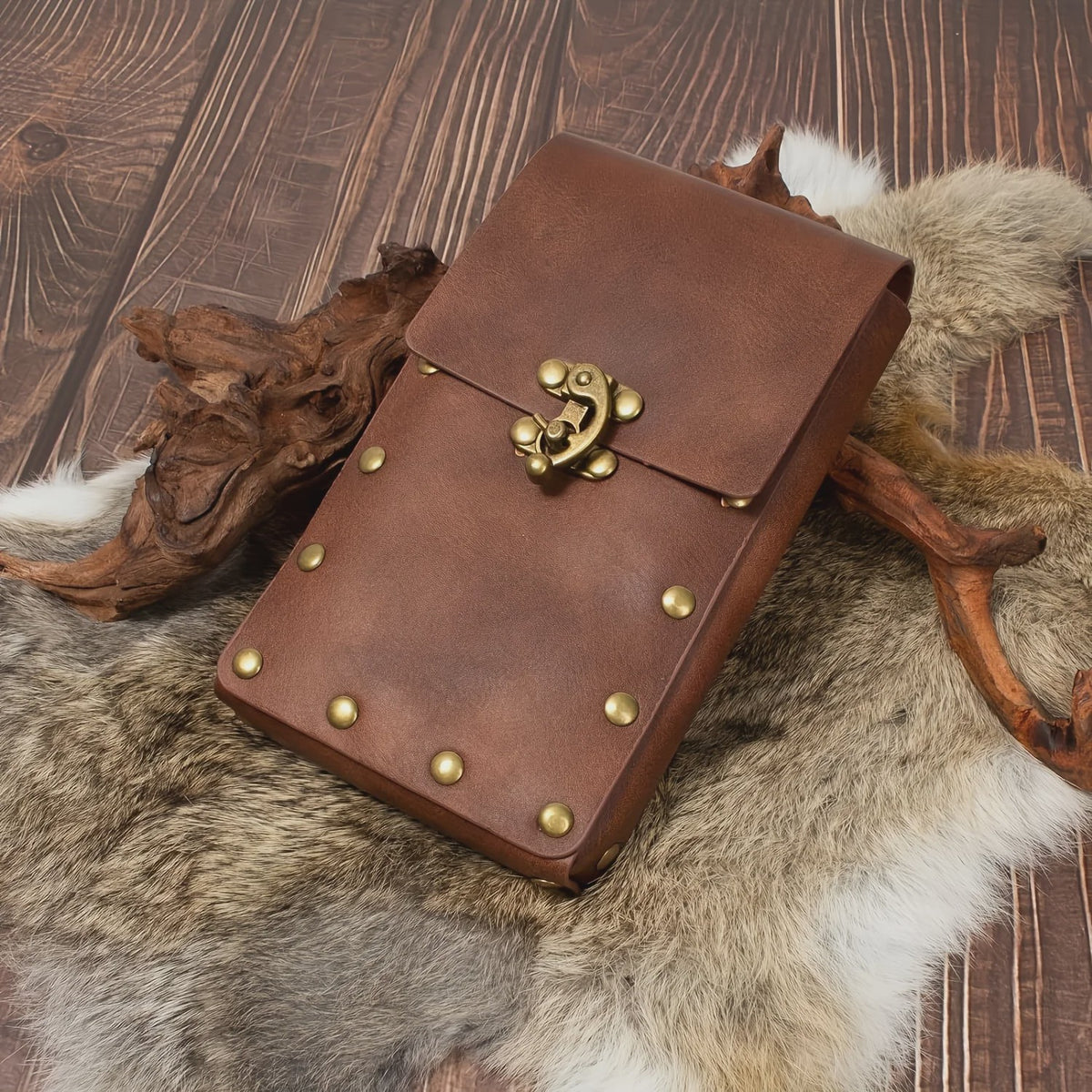Steampunk Middeleeuwse Lederen Telefoon Portemonnee Tas met Riem - Cosplay Accessoire