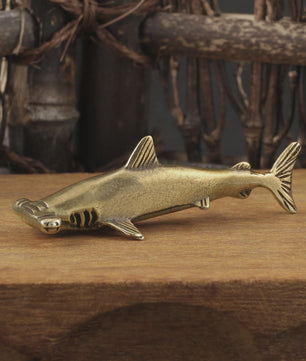 Bronzen Hamerhaai Figuur - Decoratieve Marine Souvenir voor Bureau