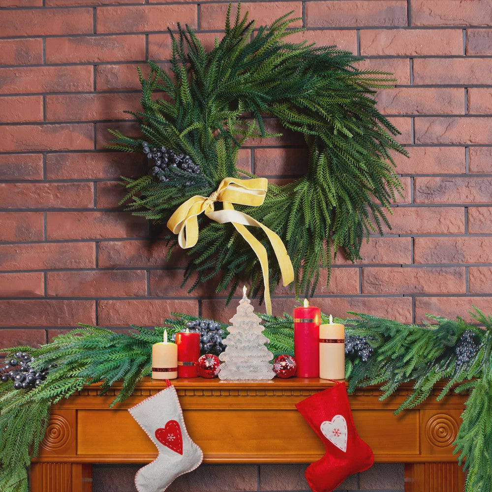 Handgemaakte Kerstkrans met Rode Bessen voor Buiten - Winter Decoratie