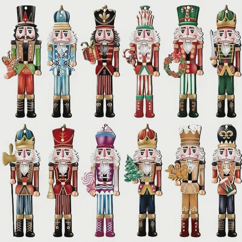 12x Houten Notenkraker Kersthanger - Decoratie voor Kerstboom & Nieuwjaar