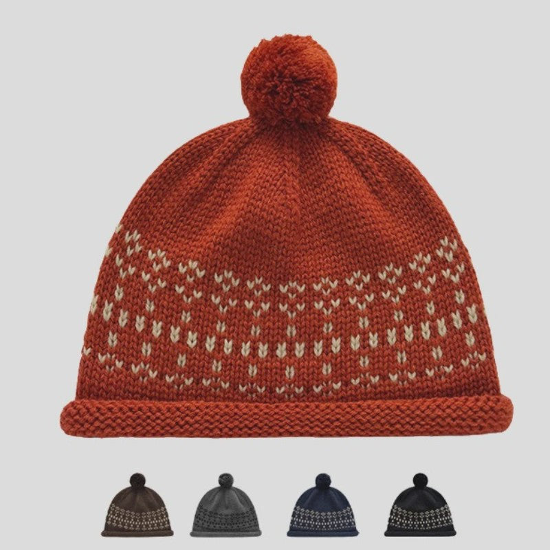 Dames Muts met Fair Isle Patroon, Pompon en Omgeslagen Boord - Warm & Stijlvol