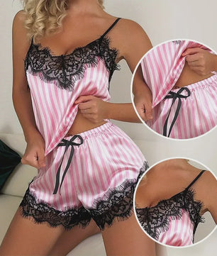Dames Pyjamaset: Sexy Tweedelig Set met Kant, V-hals en Shorts