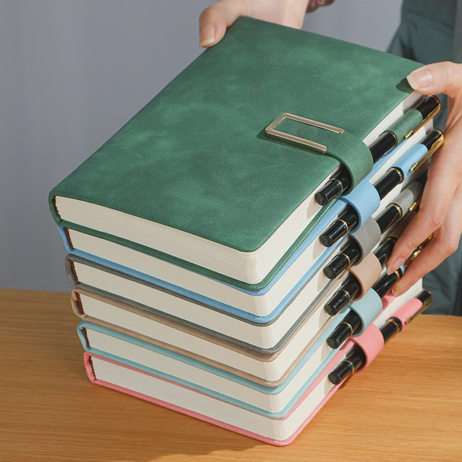 Luxe Vintage A5 Leren Notitieboek met Gepersonaliseerde Kaft - Perfect voor Werk & Studie
