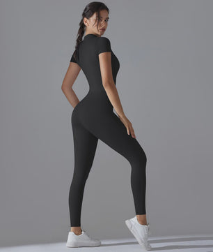 Naked Jumpsuit: Short Sleeve Yoga & Fitness Pak - Sneldrogend & Ademend