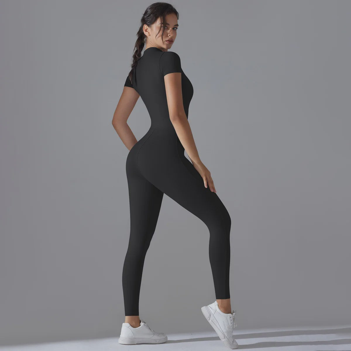 Naked Jumpsuit: Short Sleeve Yoga & Fitness Pak - Sneldrogend & Ademend