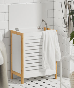 Stijlvolle Witte Wasbox met Bamboe Frame en Deksel