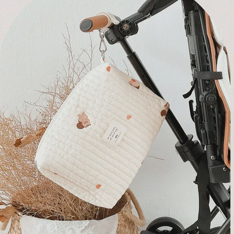 Quilted Luiertas Organizer met Borduring - Baby Verzorgingstas voor Kinderwagen