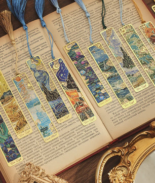 Set van 12 Vintage Metalen Bladwijzers met Kwastjes - Kunstzinnige Boekenleggers