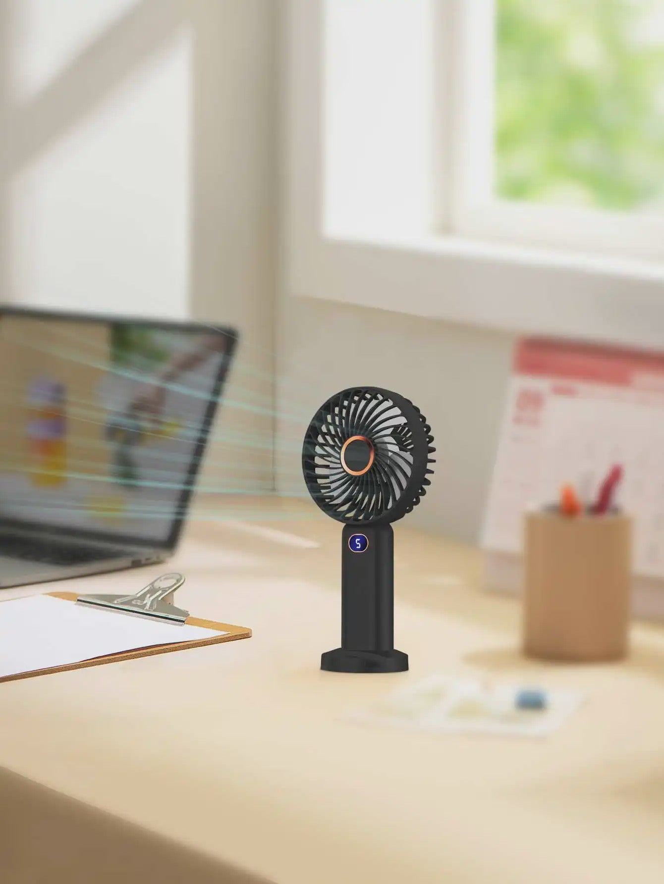 Draagbare Handventilator met Digitale Display en 5 Snelheden, USB Oplaadbaar