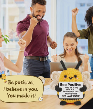 Schattige Gehaakte Bij - Motiverende Decoratie & Positieve Energie Cadeau