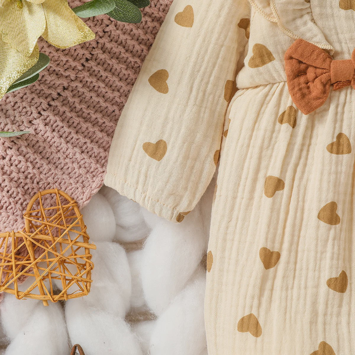 Schattige Baby Meisjes Jumpsuit met Hartjesprint en Strikje - Katoen, Lange Mouwen