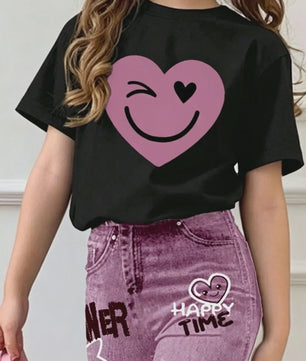 Zomerse Outfit Meisjes: Zwarte Top met Smiley Print & Paarse Flared Broek met Tekst - 2-delige Set