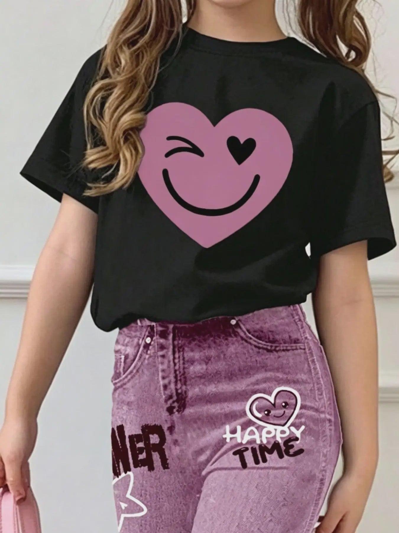 Zomerse Outfit Meisjes: Zwarte Top met Smiley Print & Paarse Flared Broek met Tekst - 2-delige Set