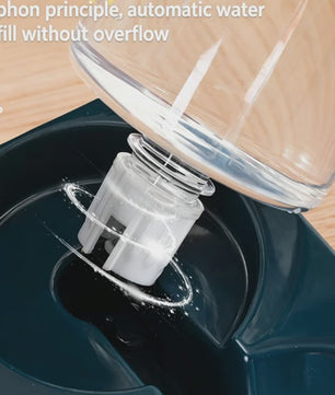 Dubbele Voer- en Waterbak voor Katten en Honden met Automatische Waterdispenser - Anti-slip & No-Spill