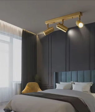 Moderne Gouden Plafondspot met 3 Draaibare Spots - Stijlvolle Woonkamer & Kledingkast Verlichting