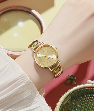 Luxe Dameshorloge Set met Minimalistische Wijzerplaat en Goudkleurige Armband - Stijlvol Quartz Polshorloge