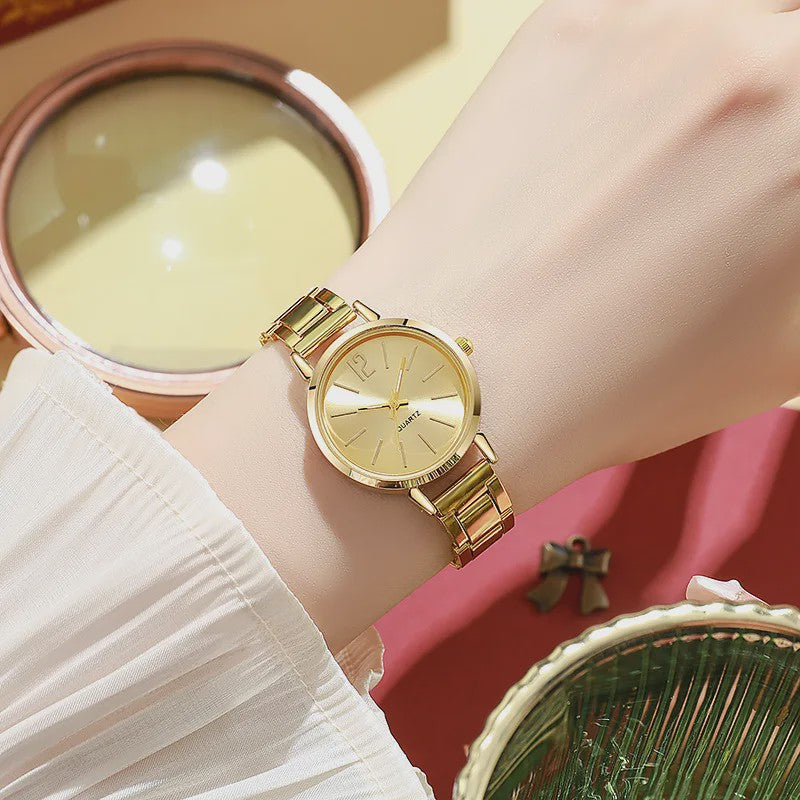 Luxe Dameshorloge Set met Minimalistische Wijzerplaat en Goudkleurige Armband - Stijlvol Quartz Polshorloge