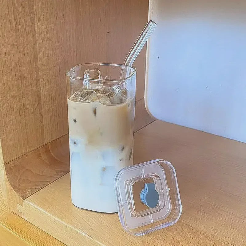 Vierkante Glazen Koffiebeker met Deksel en Rietje - Hittebestendig & Transparant