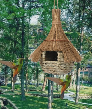 Handgeweven Riet Vogelhuisje - Natuurlijke Stro Nestkast voor Vogels, Weerbestendige Schuilplaats