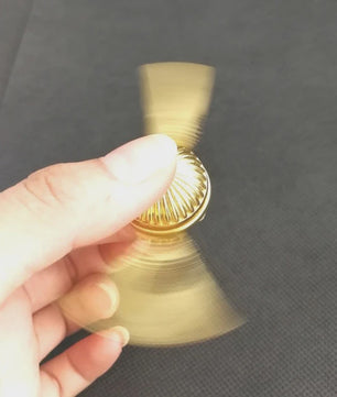 Gouden Snitch Fidget Spinner met Engelenvleugels - Antistress Speelgoed voor Kinderen