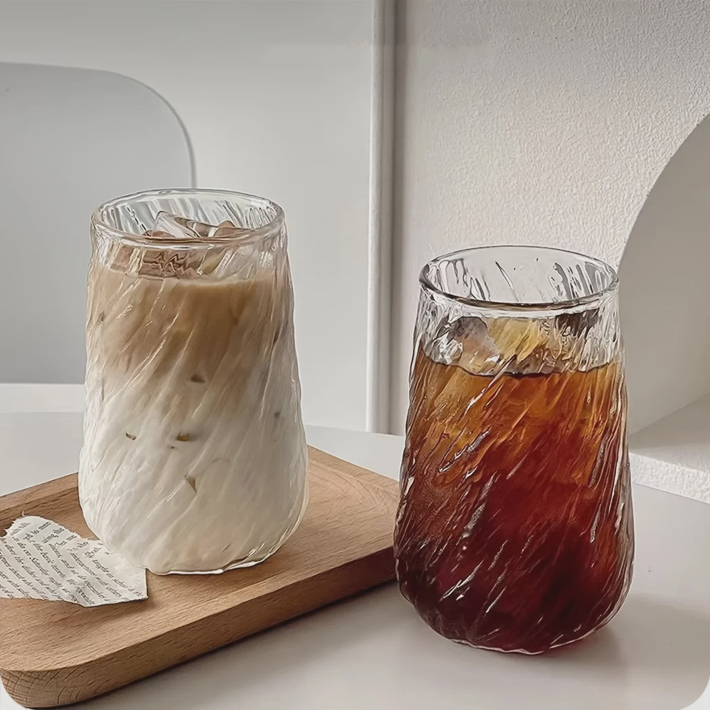 Stijlvol 400ML Glazen Mok met Draaiend Design - Perfect voor Koffie, Thee & IJskoffie