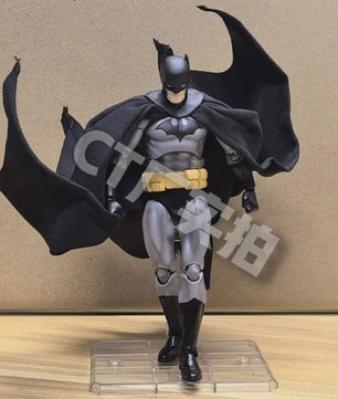 Batman Actiefiguur Mafex 126 - Justice League "Hush" Collectible Figurine