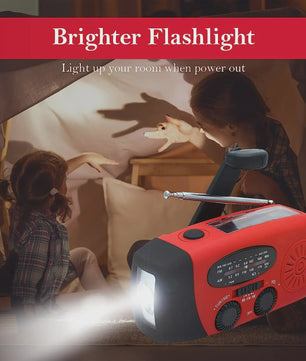 Noodlamp met Radio & Powerbank: Solar, Dynamo, USB Opladen