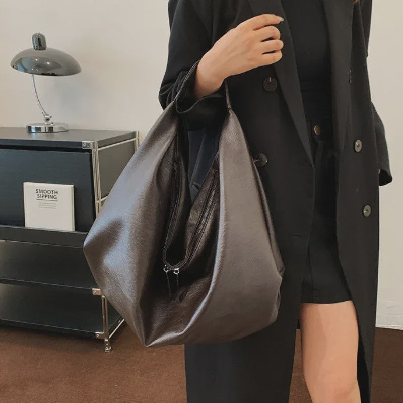 Luxe Grote Zwarte Hobo Schoudertas van Zacht PU Leer - Stijlvolle Dames Shopper en Reistote