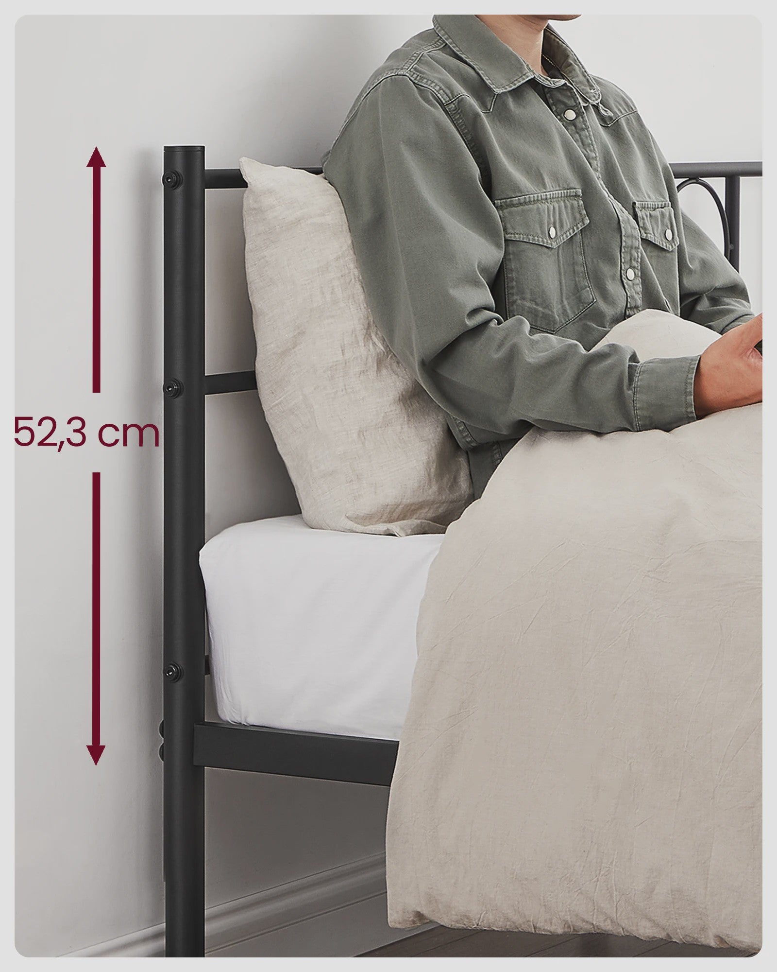 Stijlvol Metalen Bed 140x200 cm - Duurzaam en Elegant Bedframe