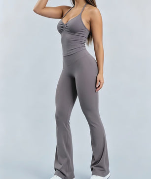 Dames Sportset: Seamless Strappy Top met Ruches & Butt Lifting Flare Leggings