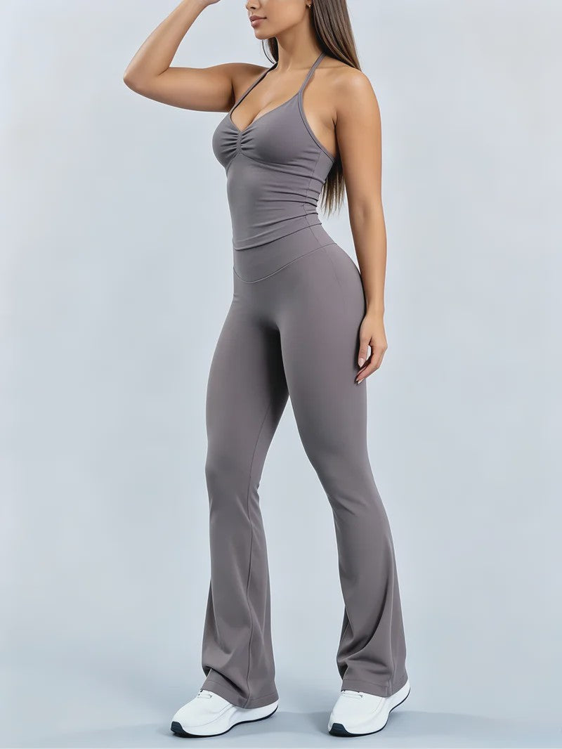 Dames Sportset: Seamless Strappy Top met Ruches & Butt Lifting Flare Leggings