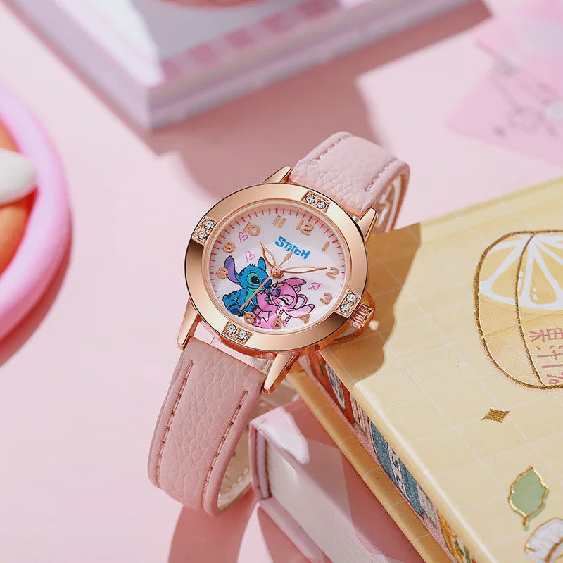 Schattig Stitch Kinderhorloge met Leren Band en Kristallen Wijzerplaat - Perfect Cadeau
