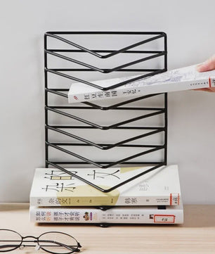 Stijlvolle Metalen Boekenkast & Organiser voor Bureau - Boeken, Tijdschriften & Vinyl