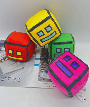 Geometry Dash Pluche Speelgoed - 12cm Zachte Knuffel Pop voor Kinderen & Fans