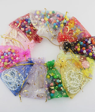 50 Stuks Organza Zakjes met Maan & Sterren - Goudkleurig - Ideaal voor Cadeaus en Sieraden