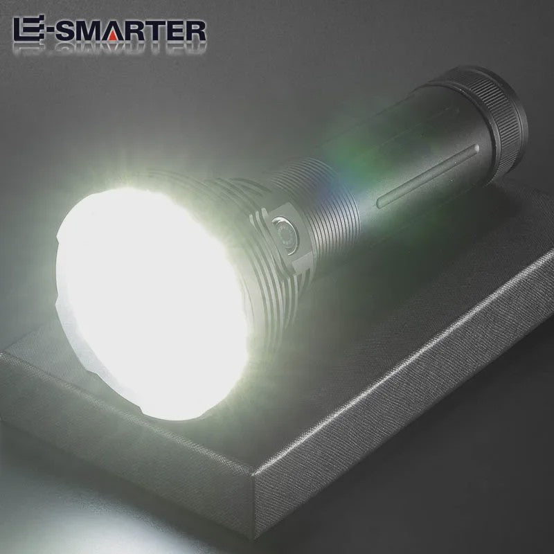 Krachtige LED Zaklamp 10000LM - Oplaadbaar met 6x 18650 Batterijen