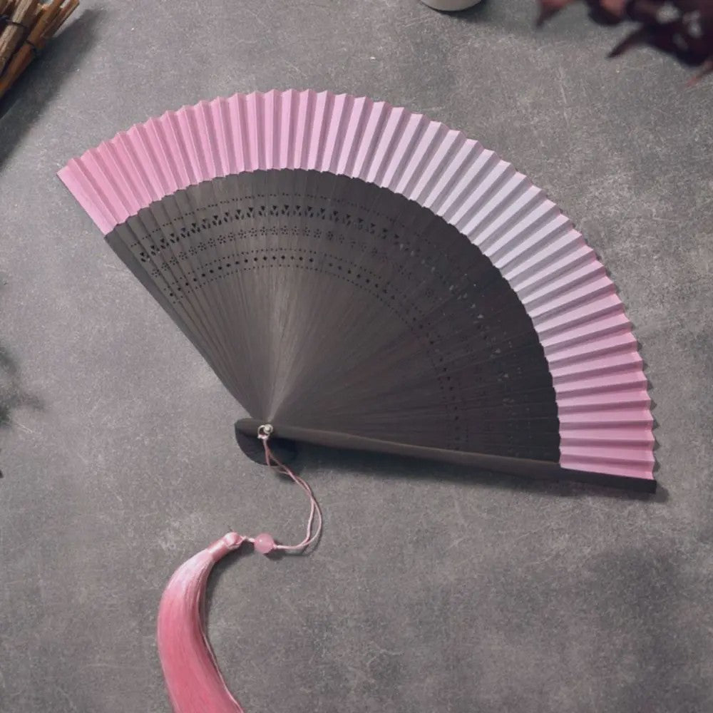 Luxe Bamboe Vouwventilator met Gradatiekleur & Kwastje - Retro Stijl