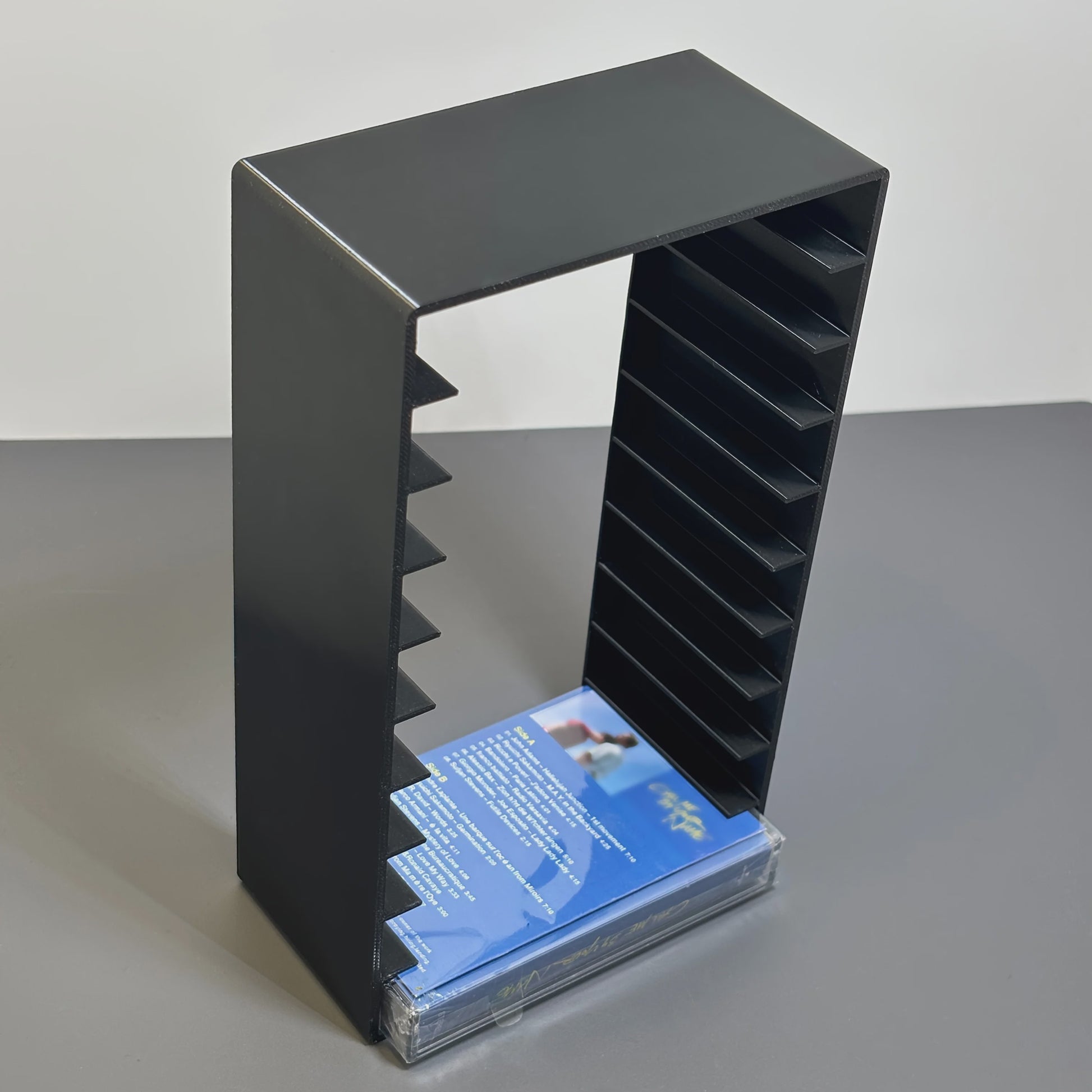 Zwarte Cassette Tape Opbergrek - 10 Vakken - Duurzaam Plastic