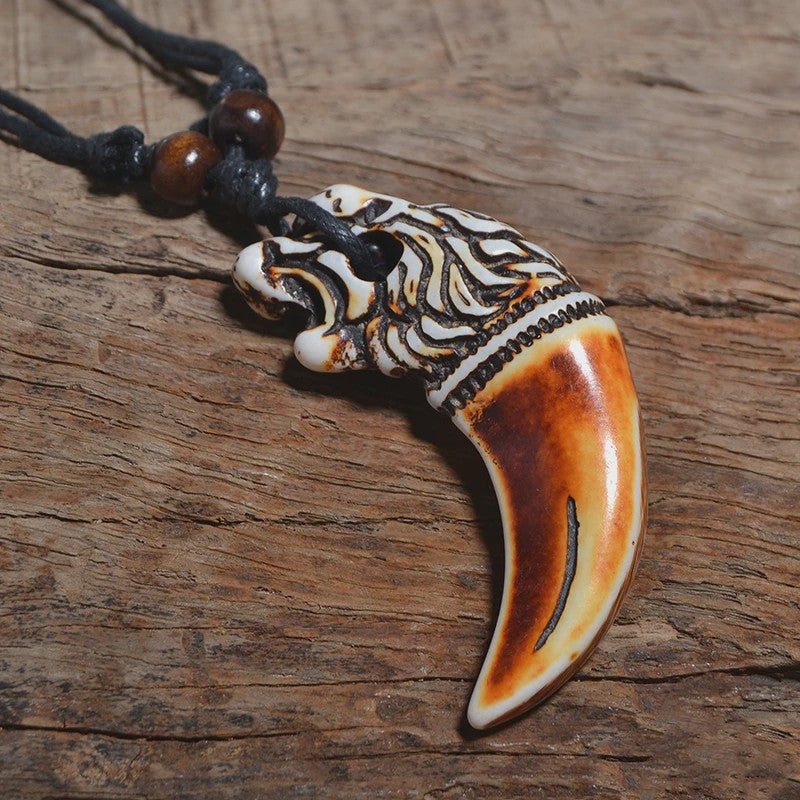 Stoere Leeuwentand Ketting Hanger - Retro Afrikaanse Tribal Stijl Amulet