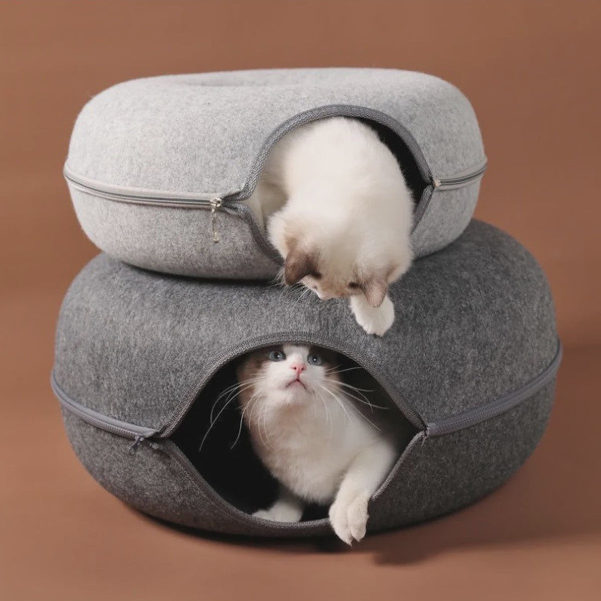 Felt Donut Kattenmand - 2-in-1 Huisje, Tunnel & Speelplek voor Katten en Kleine Honden