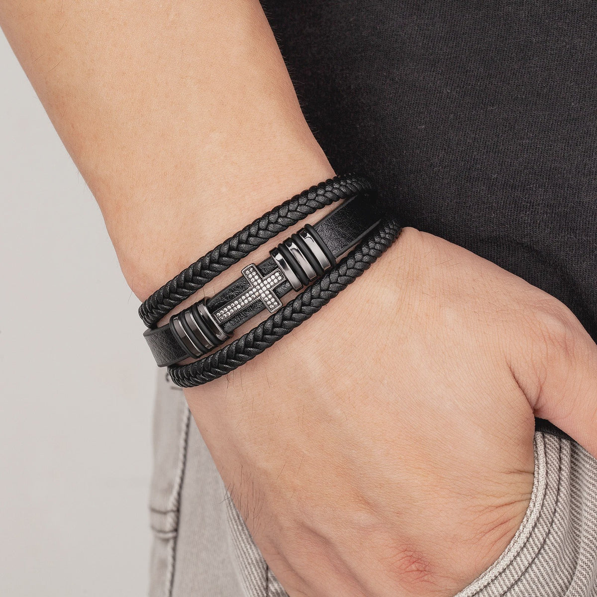 Leren Kruis Armband met Zirkonia - Stijlvol voor Hem en Haar
