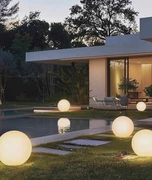 Sfeervolle Bolvormige Tuinlamp - Solar LED Buitenverlichting voor Tuindecoratie