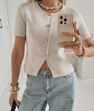 Dames Cardigan met Korte Mouwen, V-Hals en Knopen - Elegant & Minimalistisch