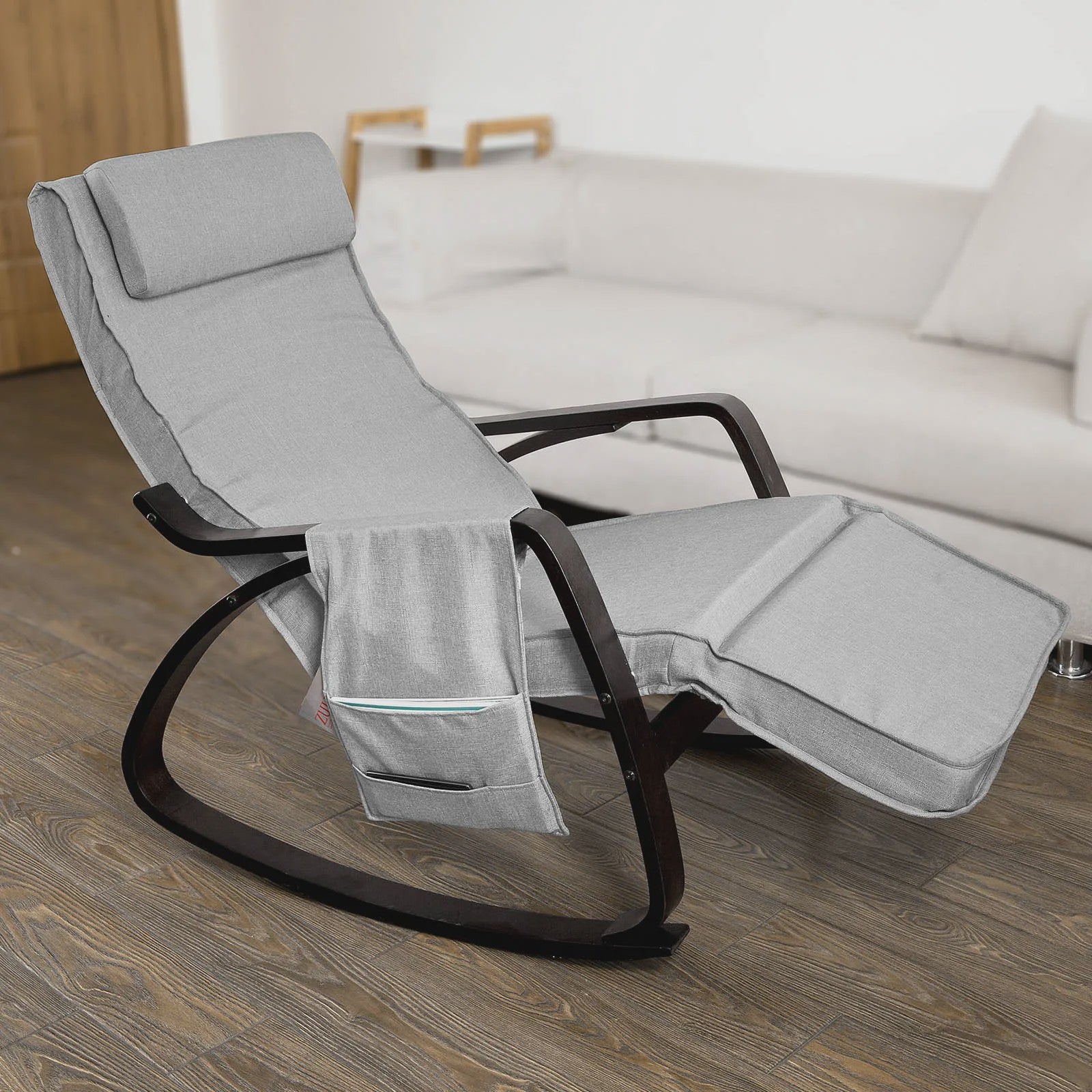 Verstelbare Schommelstoel met Voetensteun en Zijvak - Comfortabele Relaxfauteuil