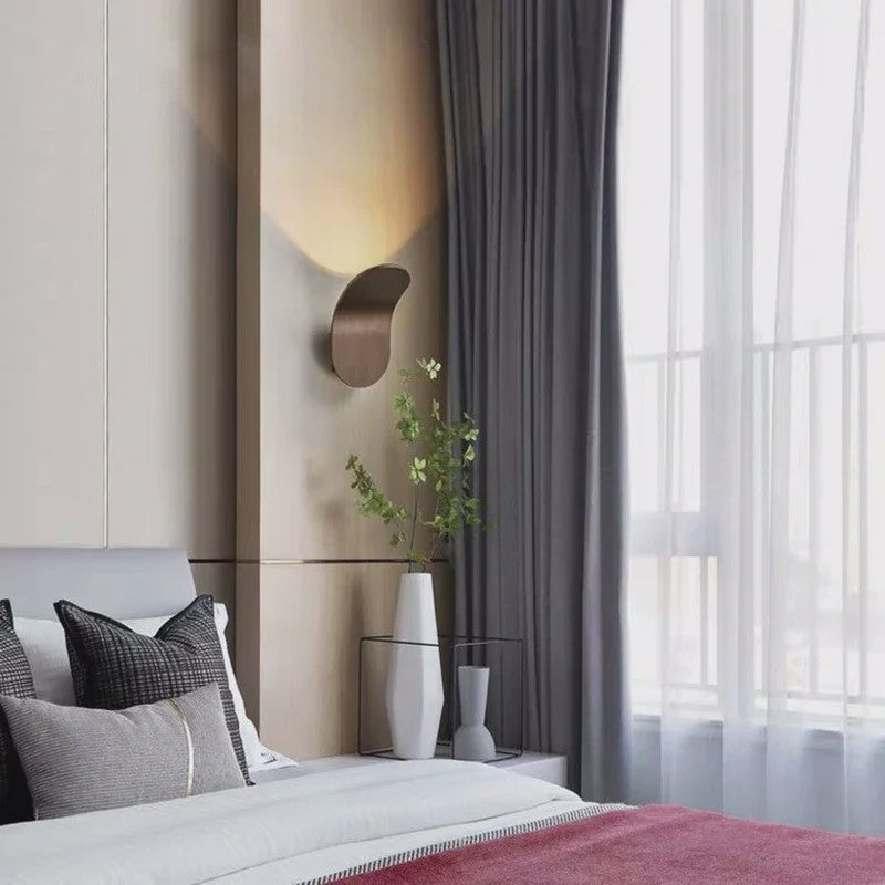 Moderne Scandinavische LED Wandlamp - Stijlvol Licht voor Woonkamer, Slaapkamer & Hal