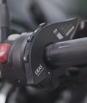 EJEAS Q8 Motorhelm Intercom Systeem - Bluetooth 5.1, IP67 Waterdicht & Draadloze Oortelefoon