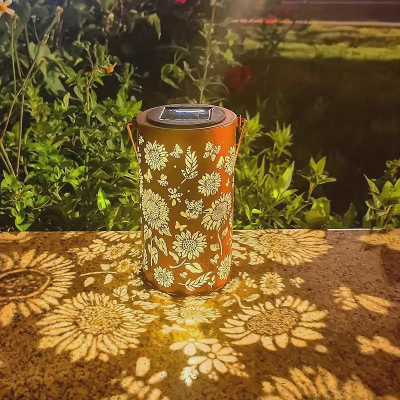 Zonnebloem Lantaarn: Waterdichte Buitenlamp met Licht- en Schaduweffect, Solar Powered voor Tuinpad, Gazon, Patio Decoratie