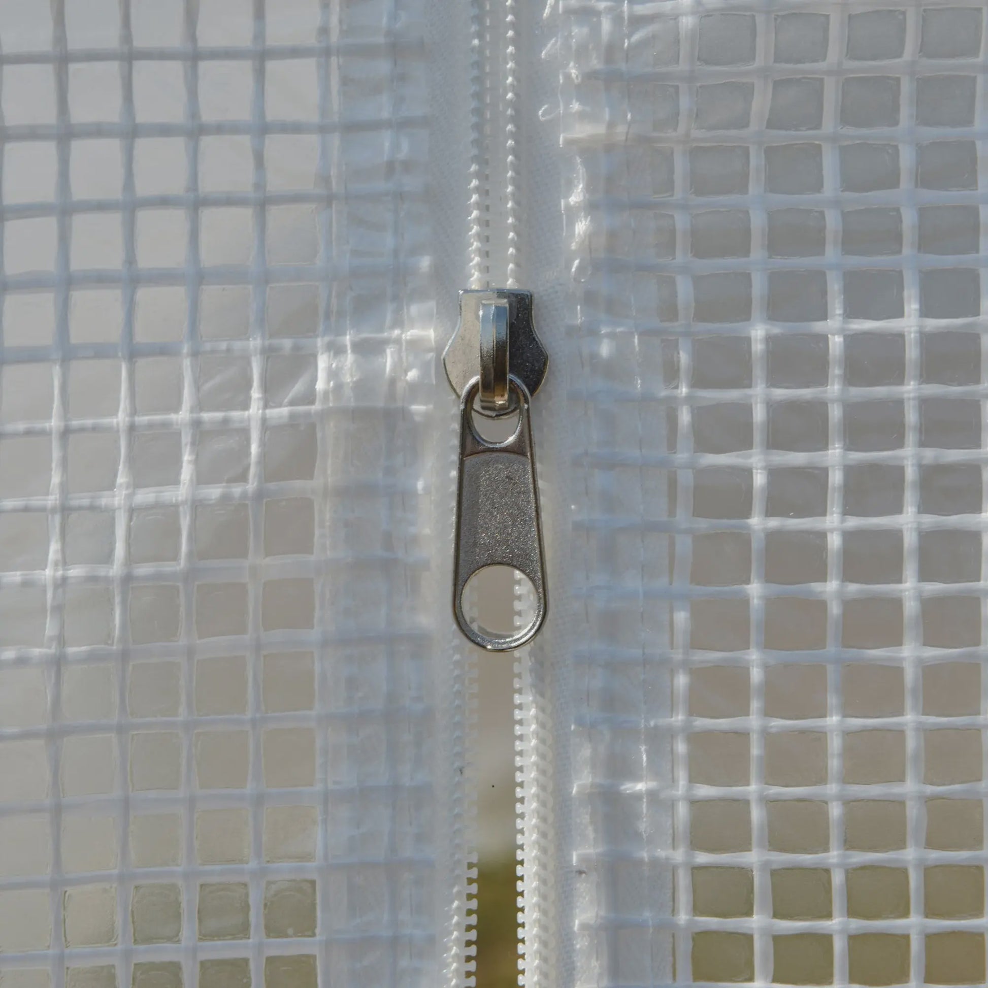 Outsunny Garden Tunnel Greenhouse 600X300X200 cm for Growing Vegetables with Roller Door with Zipper White Steel